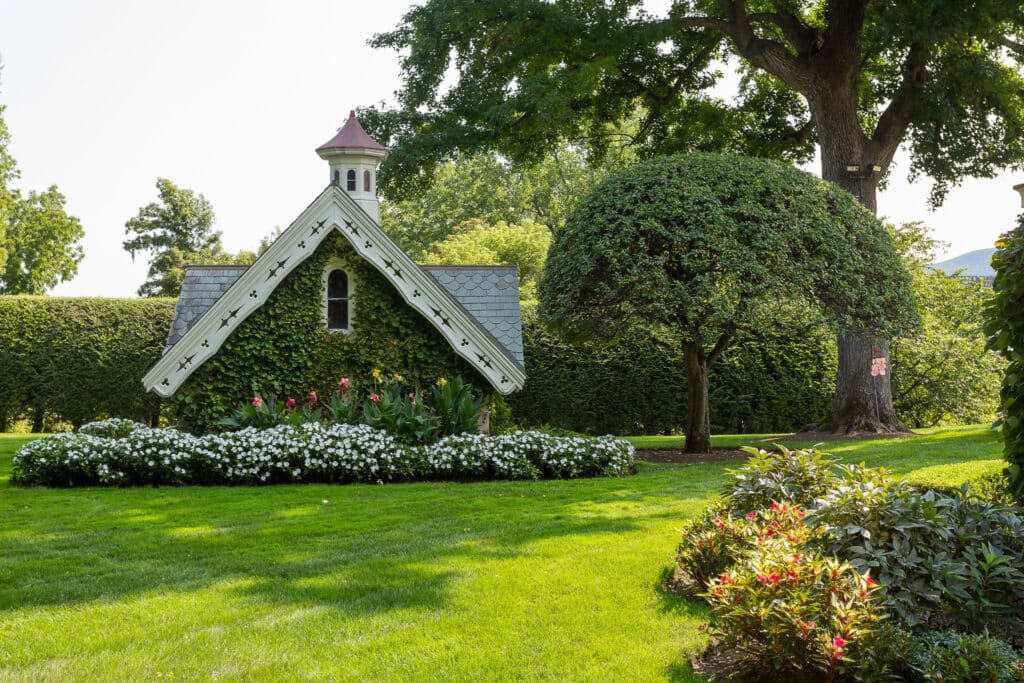 Prepare you Property For a Beautiful Summer.