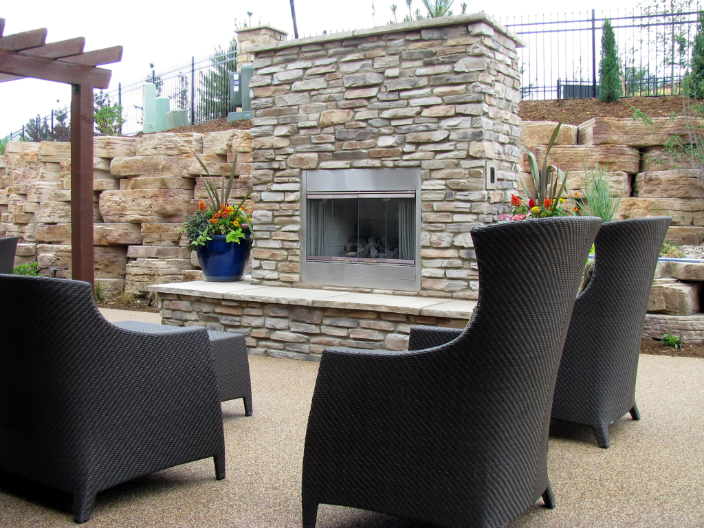 Turn Your Outdoor Area Into a Hardscaping Retreat 