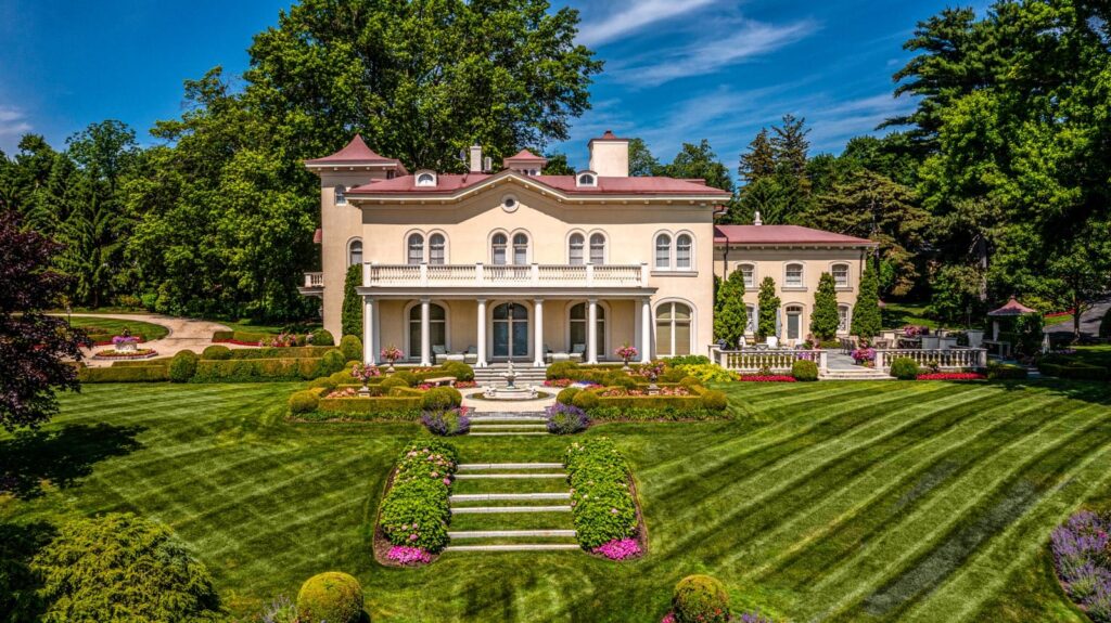 Landscape Design Professional Services You Need Now 